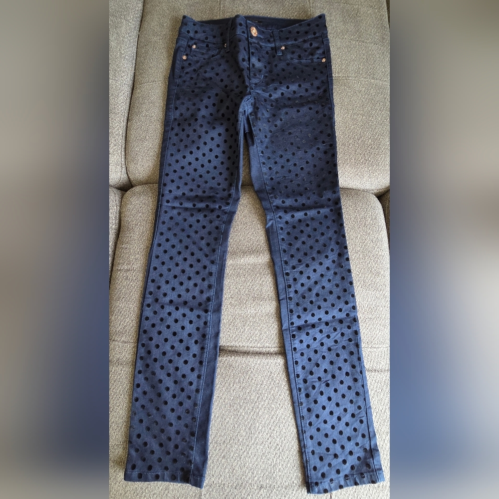 Fifteen Jeans With Polka Dots On One Side. Size 27.